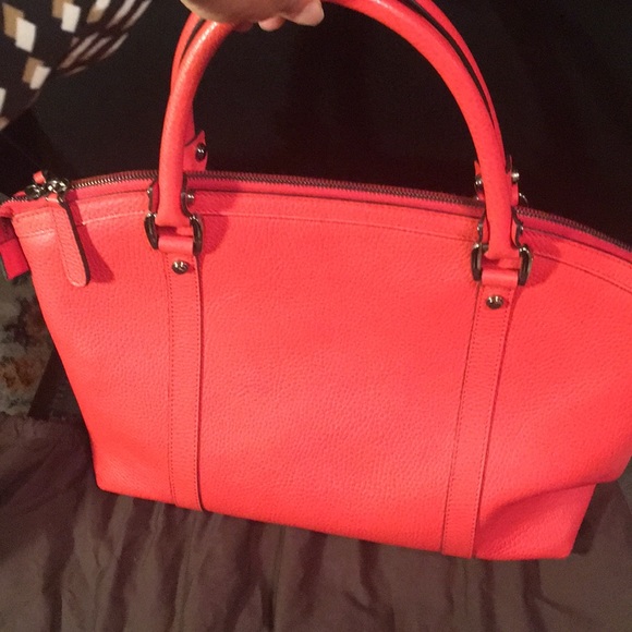 Beautiful gucci purse - Picture 4 of 7